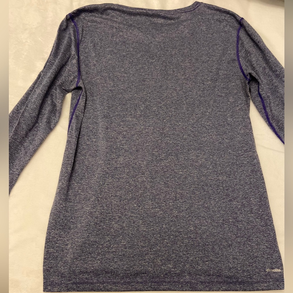 Set of 2 Adidas long sleeve workout shirts - Picture 3 of 7